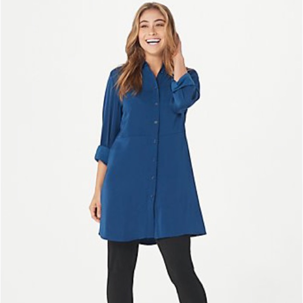 Susan Graver Silky Soft Stretch Peachskin Blue Button Front Big Shirt Large
